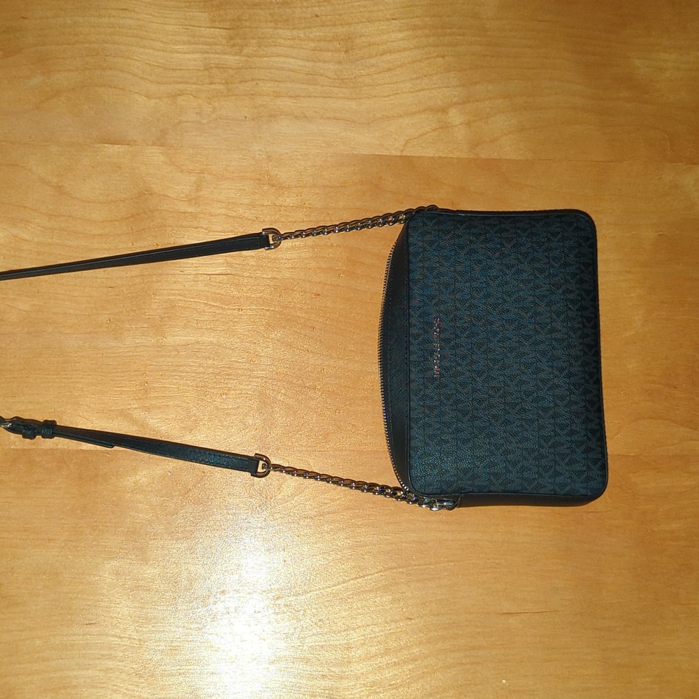 Michael kors jet black crossbody purse